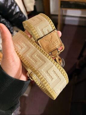 Orvás Beige and Gold Embroidered phone Strap